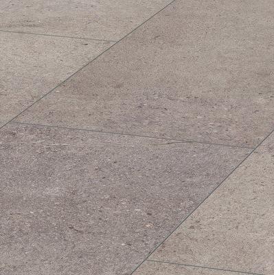 Authentik Titan Zementgrauer Laminatboden