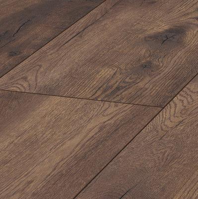 Authentik Titan Dark Spring Oak Laminatboden
