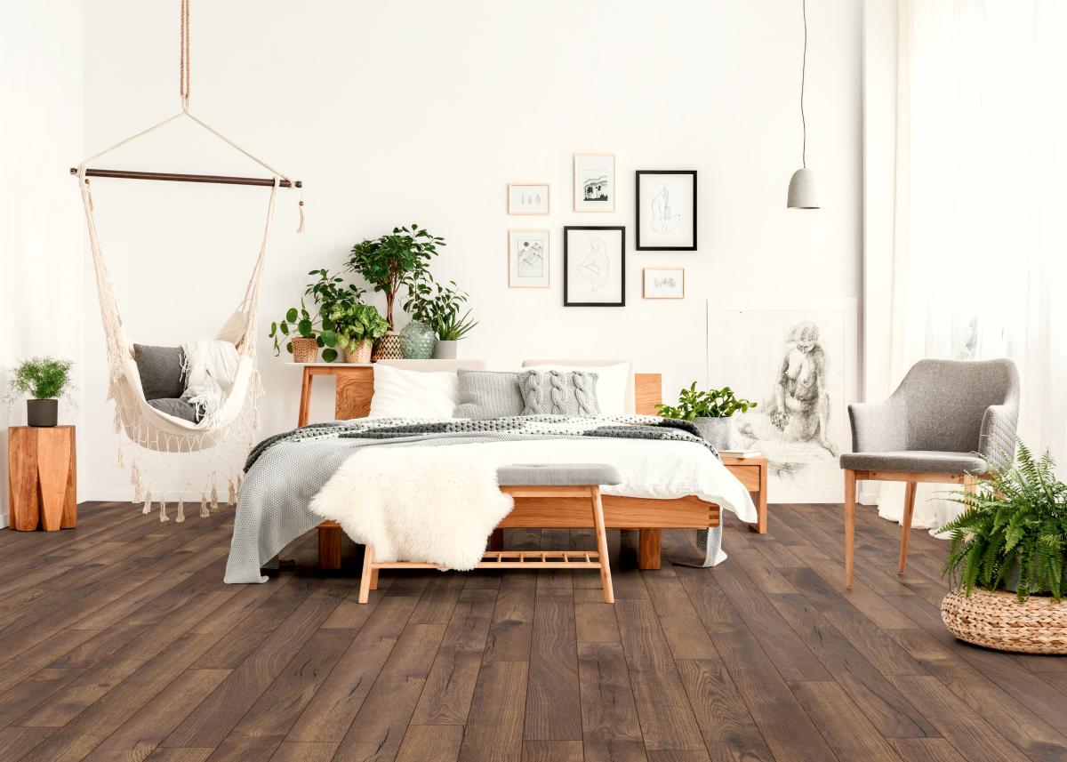 Authentik Heritage Dark Spring Oak Laminatboden