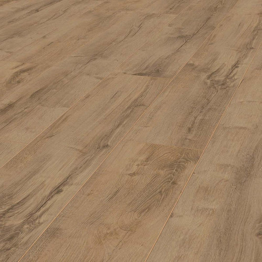 Parquet stratifié en chêne nature, facile à poser, idéal pour une chambre ou un salon. Lames larges élégantes et lumineuses